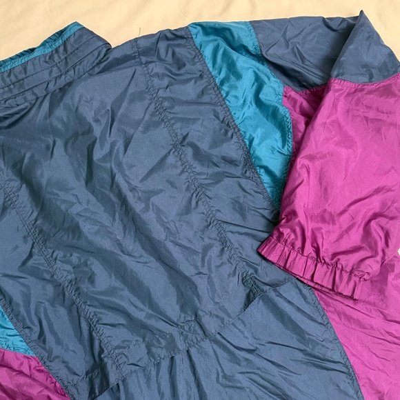 VINTAGE Asics multi-colour zip-up swishy windbreaker - Picture 11 of 16